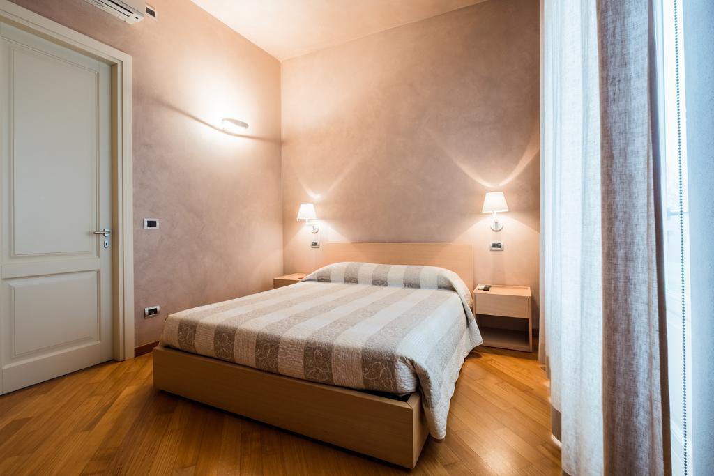Relais 23 Hotel & Ristorante Castelnuovo Belbo Exterior foto